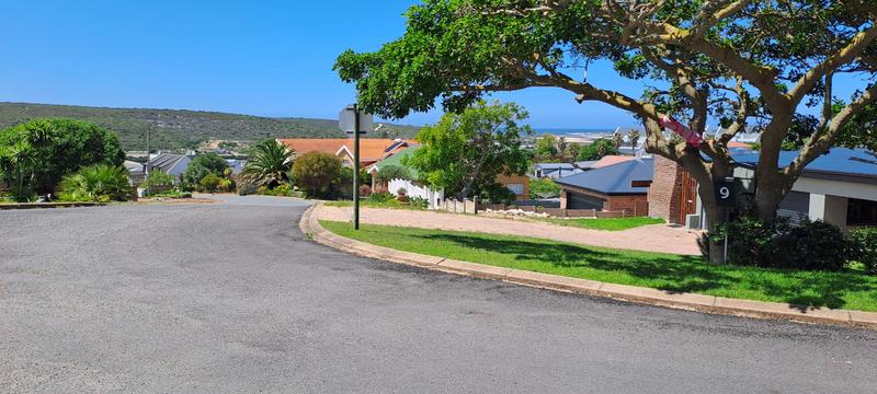 4 Bedroom Property for Sale in Stilbaai Wes Western Cape